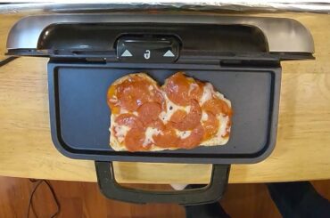 Pizza Snacks With 2 Sandwich Makers - In A CLOSET!