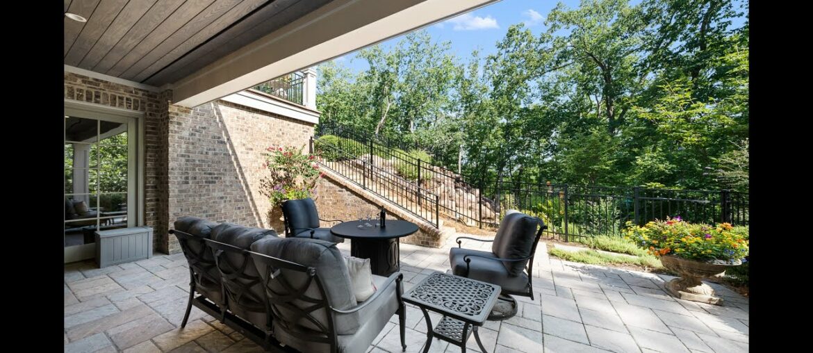 French Country Manor Overlooking the Fairway. French Country Manor Overlooking the Fairway.