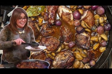 Rach Teaches Billy Porter How to Make Coq au Vin