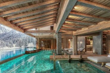 Extraordinary Holiday Chalet Rental in Courchevel France