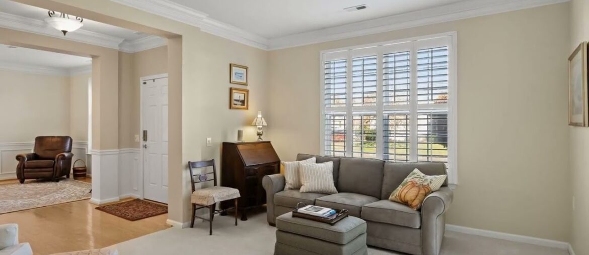 153 Glengarry Lane, Hainesport, NJ 08036