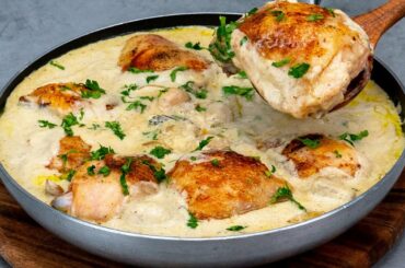 Fricassee with chicken - a simple recipe, with French rustic flavor