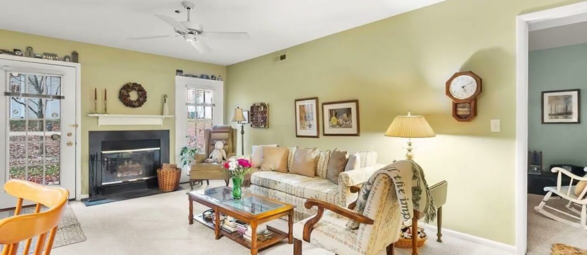 2604 Creekside Drive, Unit 68, Newark, DE 19711