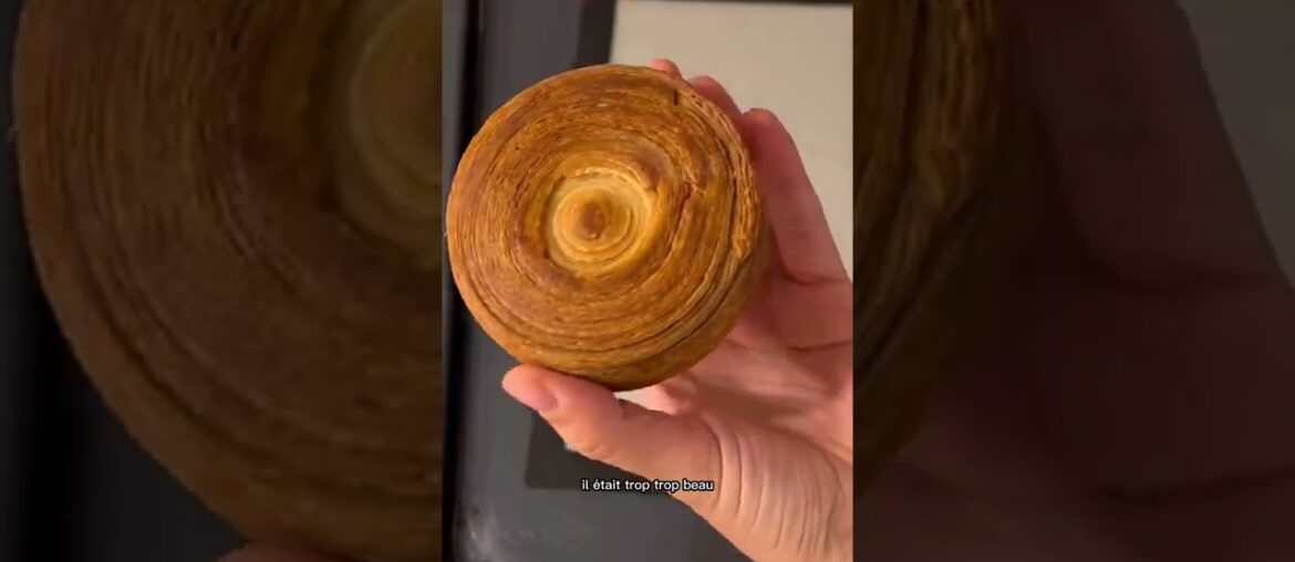 Paris : Voici son New York Roll @julie.iseating Paris : Voici son New York Roll @julie.iseating