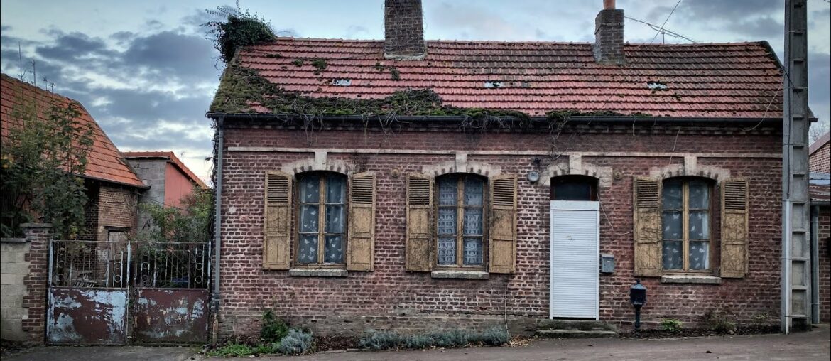 We found an ABANDONED HOUSE in FRANCE | belonging to an ex commando | weapons inside |