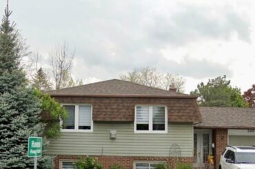 Large detached home in Brampton presented by @Homesbydebraj Debra Johnson