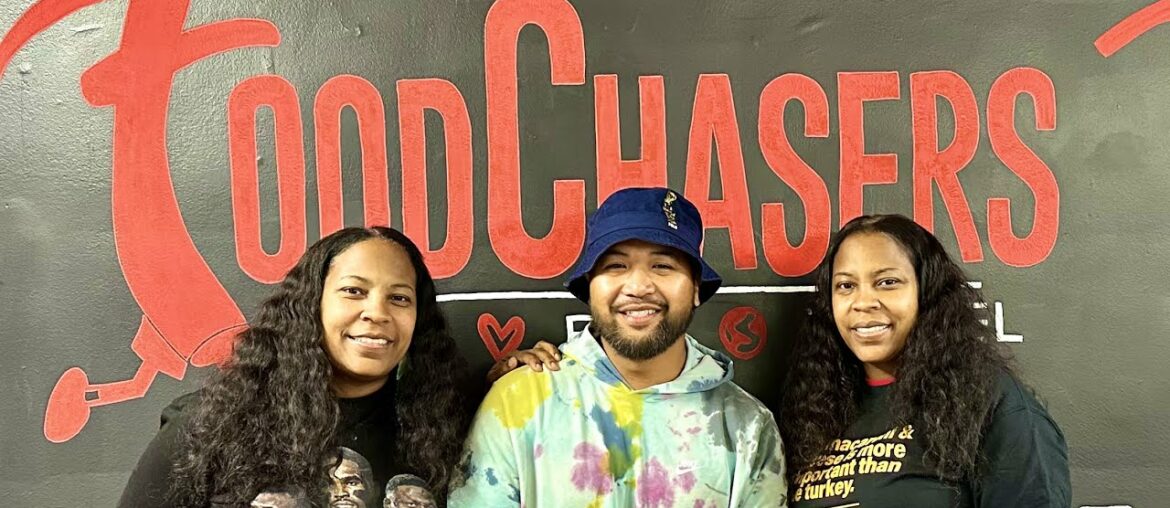 The FoodChasers surprised me with an EPIC FRIENDSGIVING MEAL! The FoodChasers surprised me with an EPIC FRIENDSGIVING MEAL!