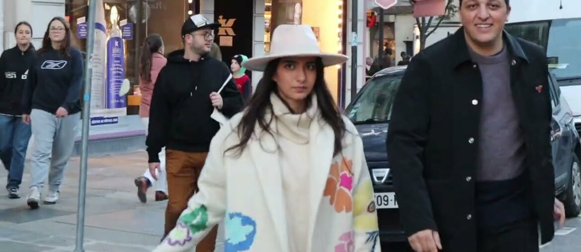 CHRISTMAS IN PARIS | Inside Galeries Lafayette, Christmas tree, The magic of  Christmas decorations.