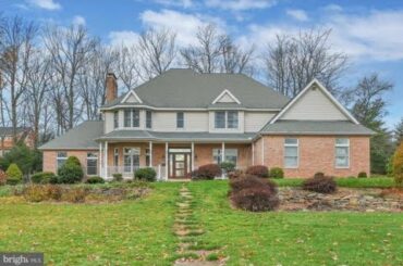 101 Woodview Drive Orwigsburg, PA 17961 - Luxury home for sale