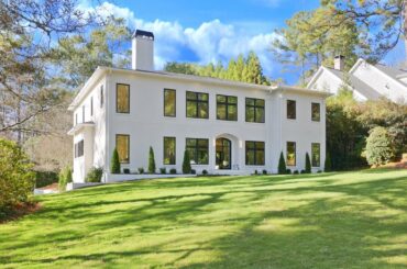 ATLANTA LUXURY HOME FOR SALE - NEW 5 BDRM, 4.5 BATH, 5500 SQ FT HOME W/OVERSIZED OWNER'S SUITE