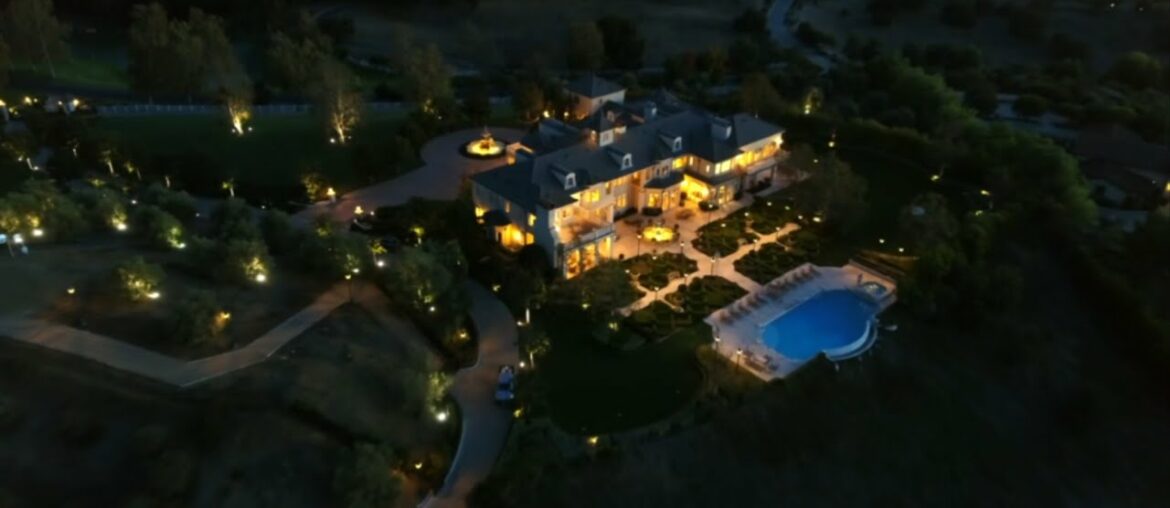 2500 White Stallion Road $16,500,000 Virtual Tour 2500 White Stallion Road $16,500,000 Virtual Tour