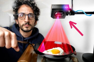 Chef Reviews a "Smart" Cooking Assistant...