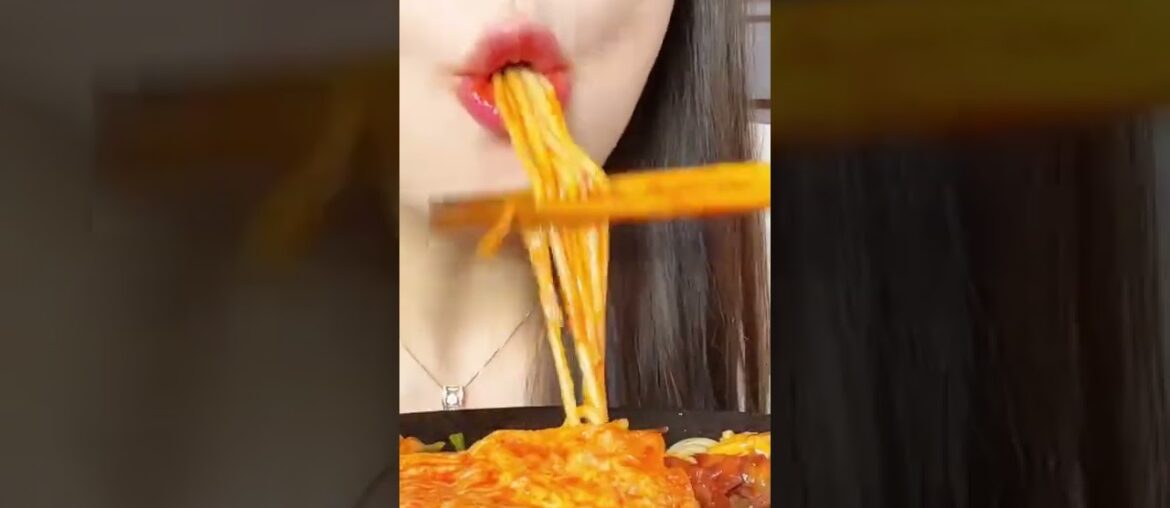 Hungry PZ – Eating and Drinking #short #2 Hungry PZ - Eating and Drinking #short #2