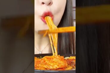 Hungry PZ - Eating and Drinking #short #2