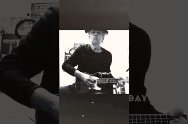 sunday french wine funky#cigarboxguitar #frenchartist #ukulele