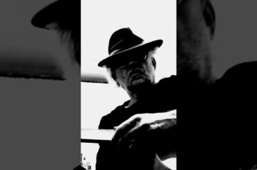 french wine blues#cigarboxguitar #slideguitar #blues #gibson