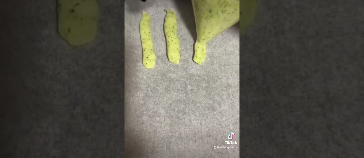 Broccoli French fries for toddlers #cooking #recipes #shorts #toddler #blwideas #blw #babyledweaning