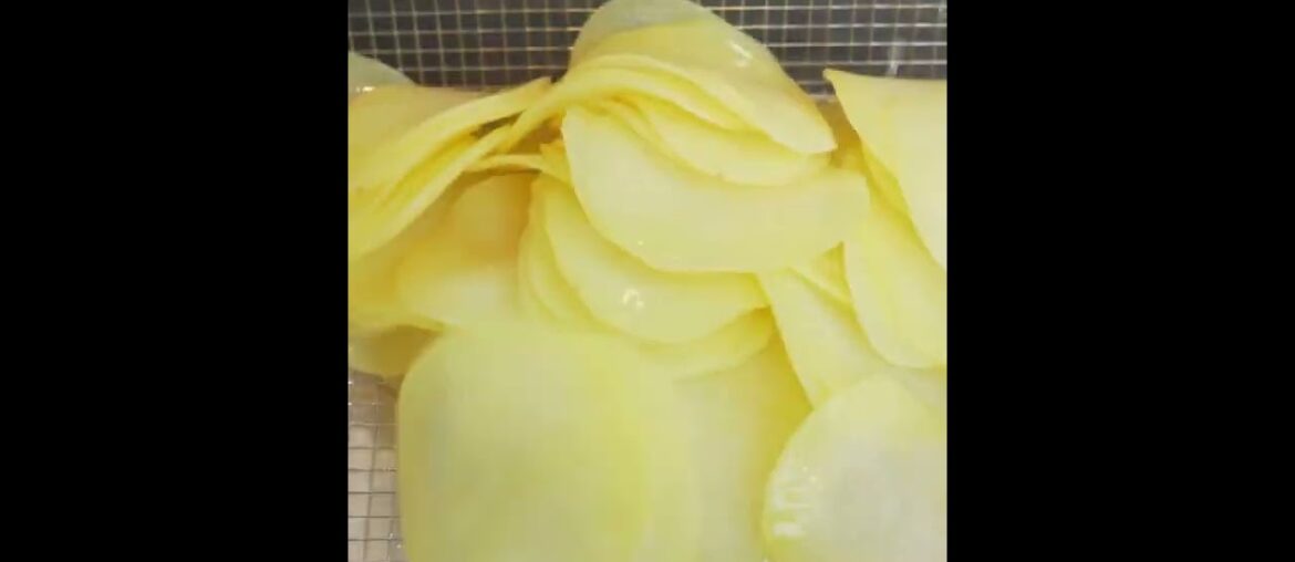 How to make Crispy French Fries ! Crispy Delicious ! Potato Chips ! Potato Recipes #short #recipe
