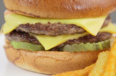 Three-Michelin-Starred Chef Opens Ghost Kitchen Serving Burgers & Fries!