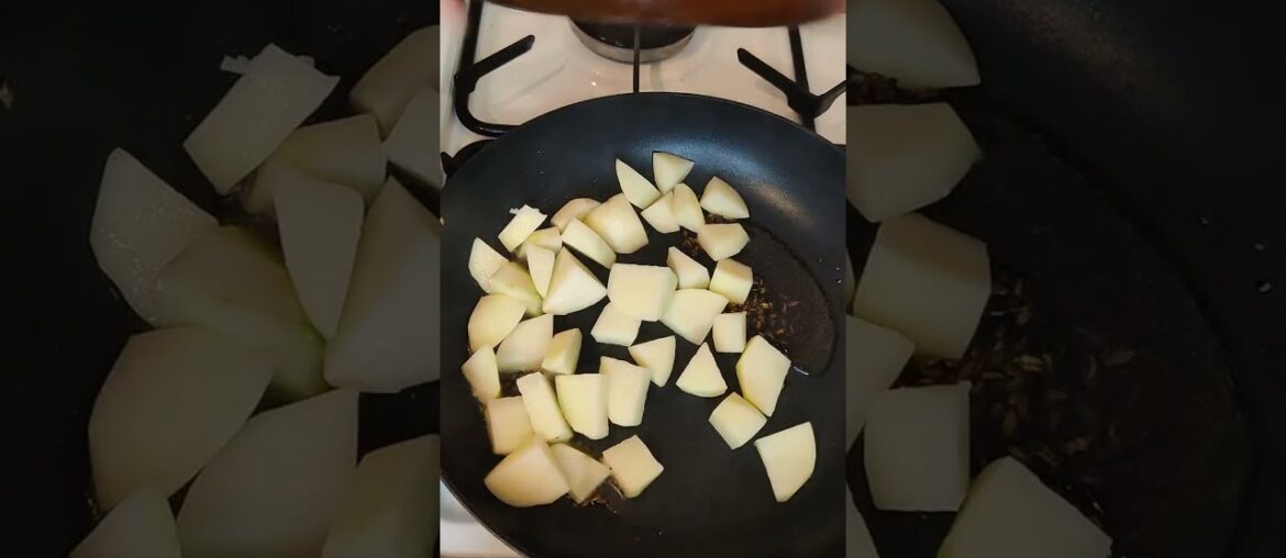 Green French Beans Recipe /Aloo Beans Sabzi #shorts #youtubeshorts #ytshorts #recipe #cooking Green French Beans Recipe /Aloo Beans Sabzi #shorts #youtubeshorts #ytshorts #recipe #cooking