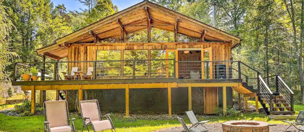 High Falls Restorative Cabin House in the Woods High Falls Restorative Cabin House in the Woods