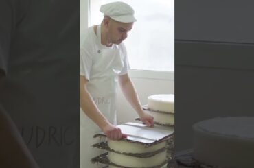 Brie de Meaux was said to be Charlemagne’s favorite cheese.#cheese #briedemeaux #france #howitsmade