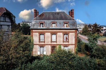 Heartbreaking Abandoned Mansion ~ She Died All Alone