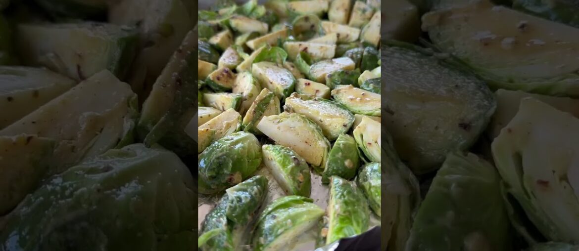 The PERFECT Winter toast recipe- Brussels Sprouts Tartine! #toast #shorts #food #vegetarian