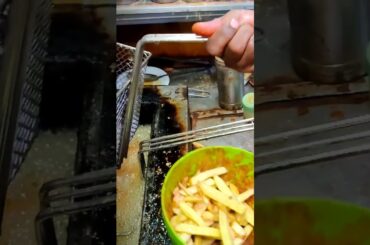 French fries #viral #karachi #foodlover #food #foodies #youtuber #short #foodlover #pakistan #world