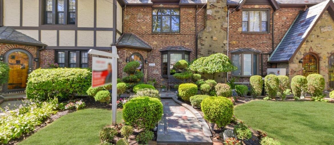 29-46 167th Street, Flushing, NY