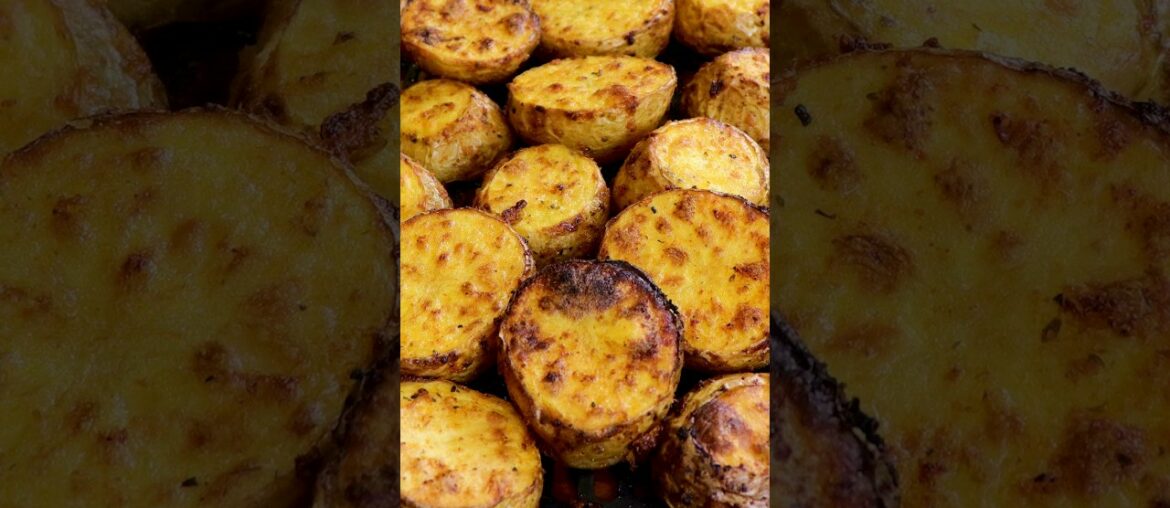 How to Make Roasted Potatoes in an Air Fryer #shorts