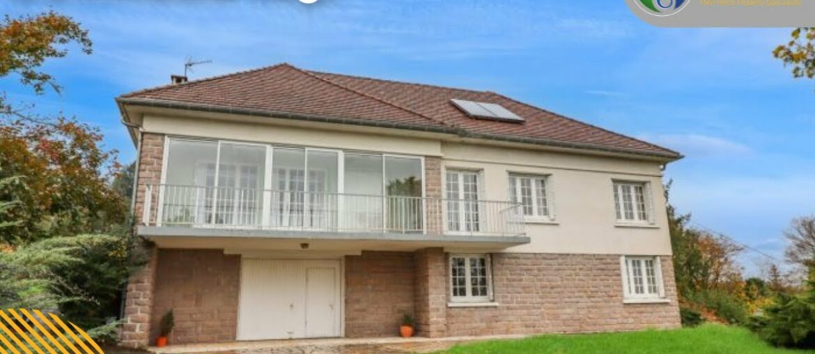FRENCH PROPERTY FOR SALE – 3 bedroom town house with 1,75 acres and a 2nd house to renovate FRENCH PROPERTY FOR SALE - 3 bedroom town house with 1,75 acres and a 2nd house to renovate