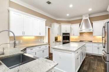 Residential for sale in Houston, TX - 5510 Darschelle Drive