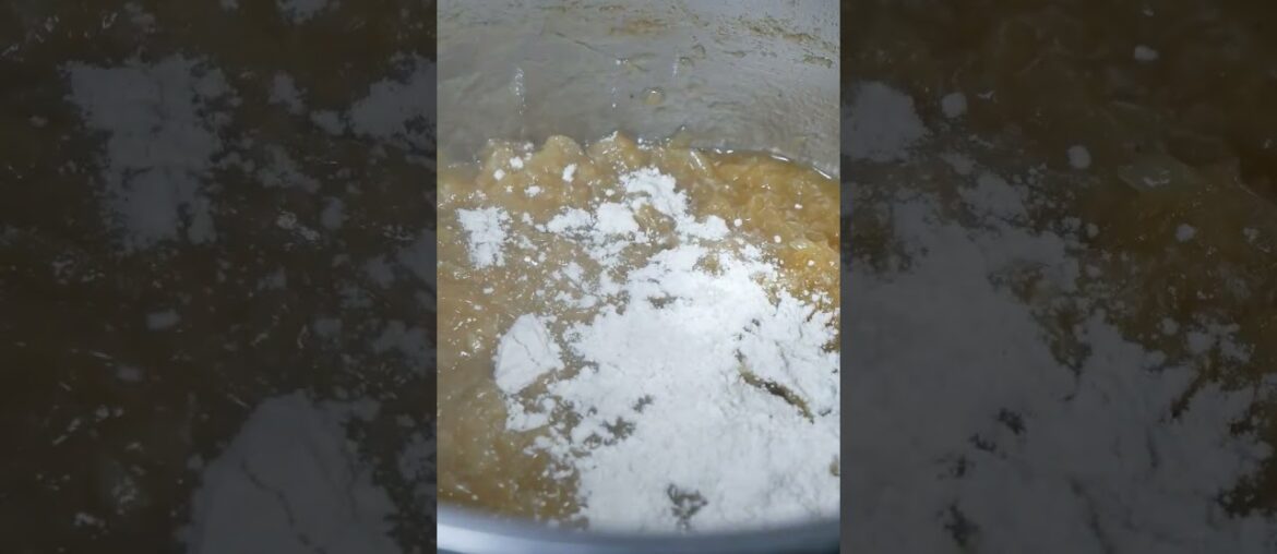 French onion soup anyone? #shorts #frenchonionsoup #cooking #easyrecipe #foodie