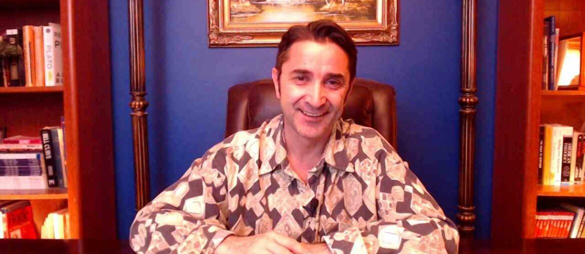 French ex-soldier escapes from the "Free World," requests Asylum in "Putin's World," Russia.