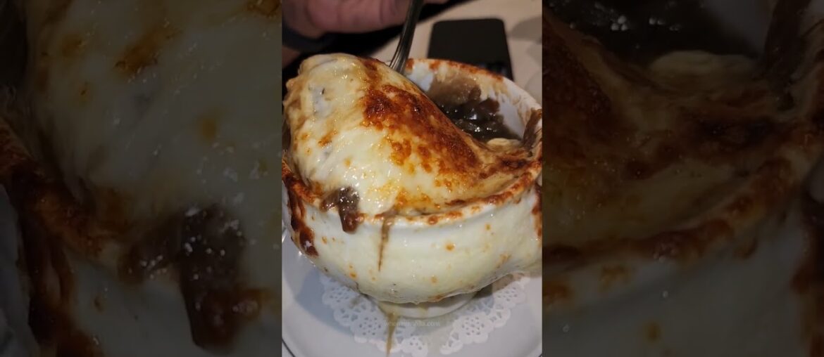 Most Luxurious Meal in Manila Philippines : French Onion Soup at Wolfgangs Steakhouse