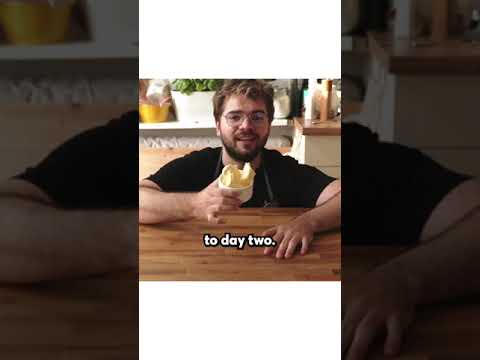 French CROISSANT / By @letskwoowk French CROISSANT / By @letskwoowk