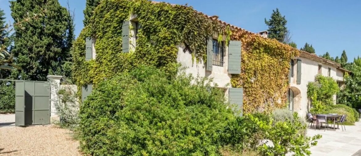 Wonderful Holiday Villa Rental in Saint Remy de Provence France @ExperienceTheFrenchRiviera