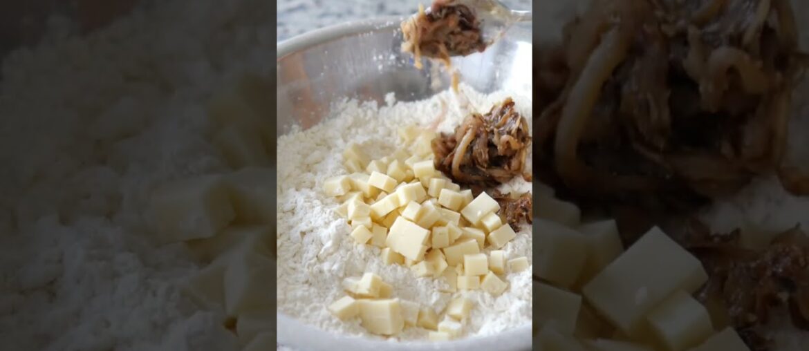 Biscuits that taste like French Onion Soup