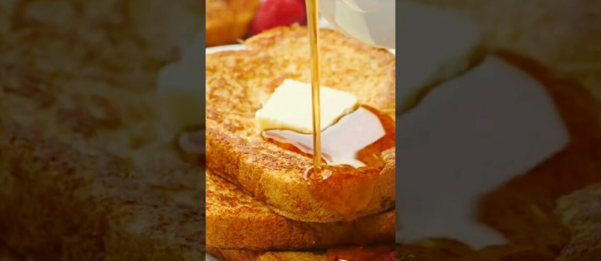 This Classic French Toast Recipe is quick, easy, and uses simple ingredients.#food #toast #recipe