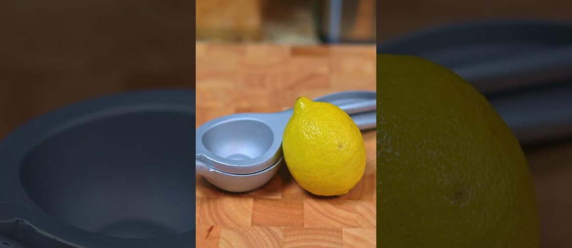 #shorts Poulet Avec Marchand Du Vin   French Chicken with Mushrooms and Red Wine Sauce