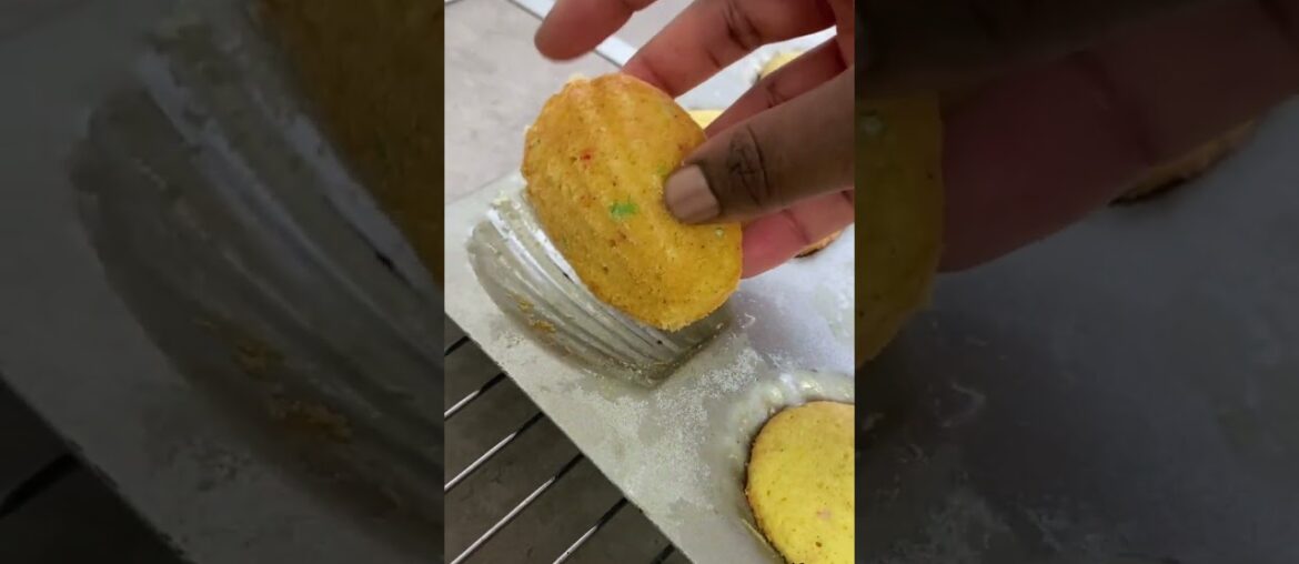 Funfetti Madeleines : Madeleine recipe French : Best French madeleine recipe : Madeleine recipe easy