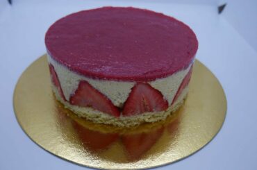 Classic French Fraisier Cake | Easy Recipe