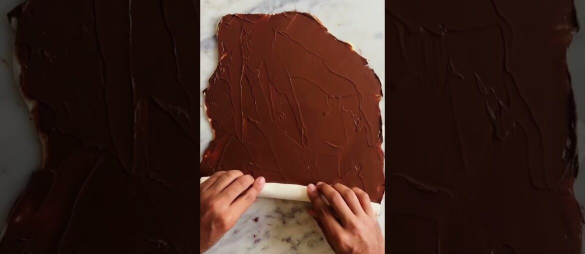 TWO INGREDIENT PUFF PASTRY FRENCH HEARTS AT HOME | NUTELLA PALMIERS #shorts