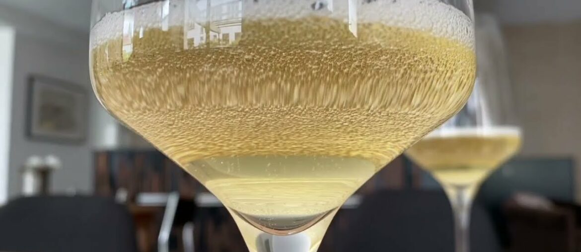 French Wine Correspondent – Champagne – Wine Education Trip Abroad – Napa Valley Wine Academy French Wine Correspondent - Champagne - Wine Education Trip Abroad - Napa Valley Wine Academy