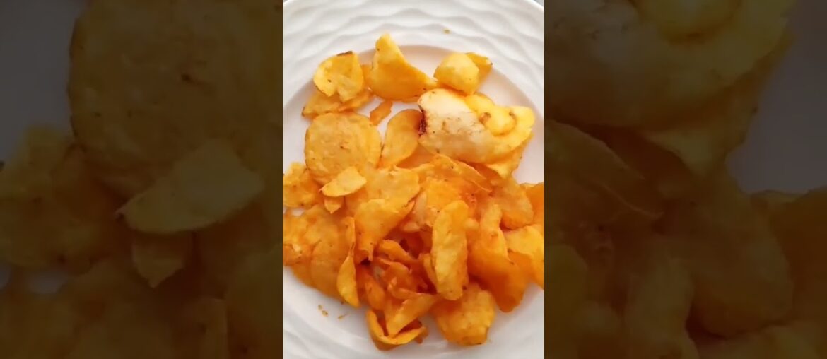 Have You Tried it? | New Lay's Gourmet Vintage Cheese & Paprika Flavoured Chips | #ytindia #ytfood