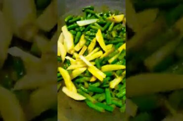 French Beans And Potato Curry Spicy Recipe