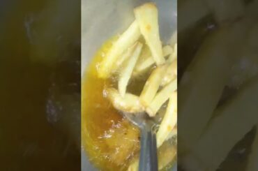 Crispy French Fries #shorts #viral #youtubshorts #food #frenchfries