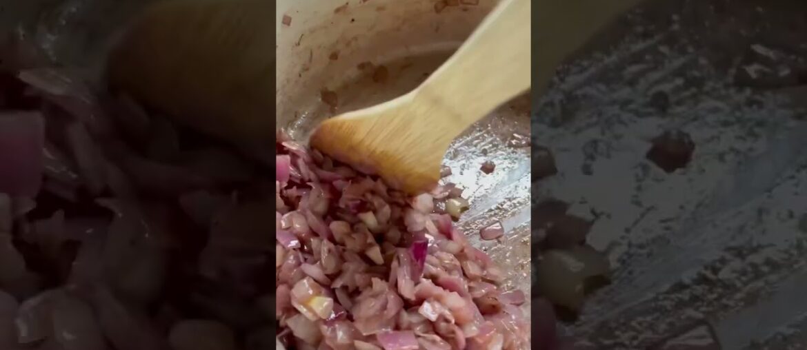 One pot French onion risotto #Shorts #youtubeshorts