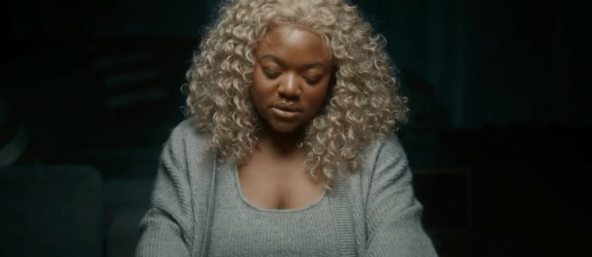 Libianca - People (Check On Me) [Official Music Video]